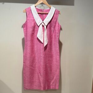 Pink Sleeveless Dress with White Collar Vintage Shift dress with fancy collar.